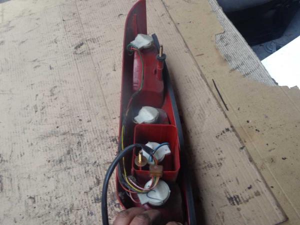 FEU ARRIERE GAUCHE PEUGEOT 807 - Vue 2